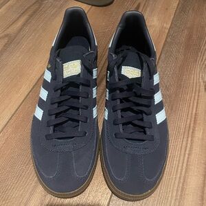 Adidas Youth/Womens Navy Handball Spezial sneakers